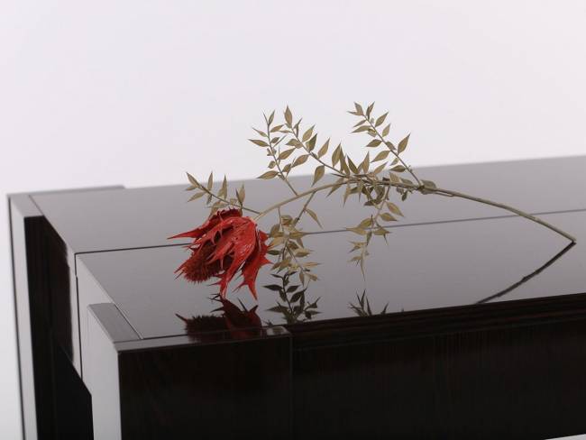 Стол-трансформер Левмар Cross G27/S79 черный глянец/ опоры нерж.сталь Стол-трансформер Левмар Cross G27/S79 черный глянец/ опоры нерж.сталь