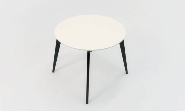 Стол Arki К 90 чёрный/слоновая кость