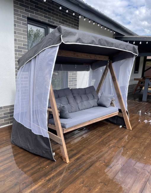 Садовые качели СЕЛЕНА ПРЕМИУМ 3.0 (трехместные) деревянные Серый + тент-крыша + москитная сетка