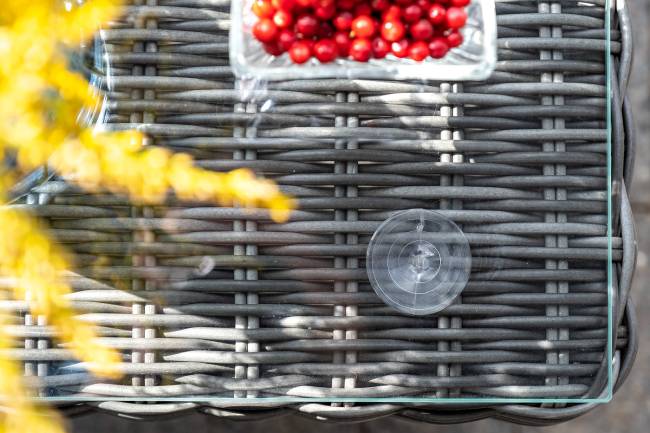 "Кон Панна" столик журнальный из искусственного ротанга, цвет графит "Кон Панна" столик журнальный из искусственного ротанга, цвет графит